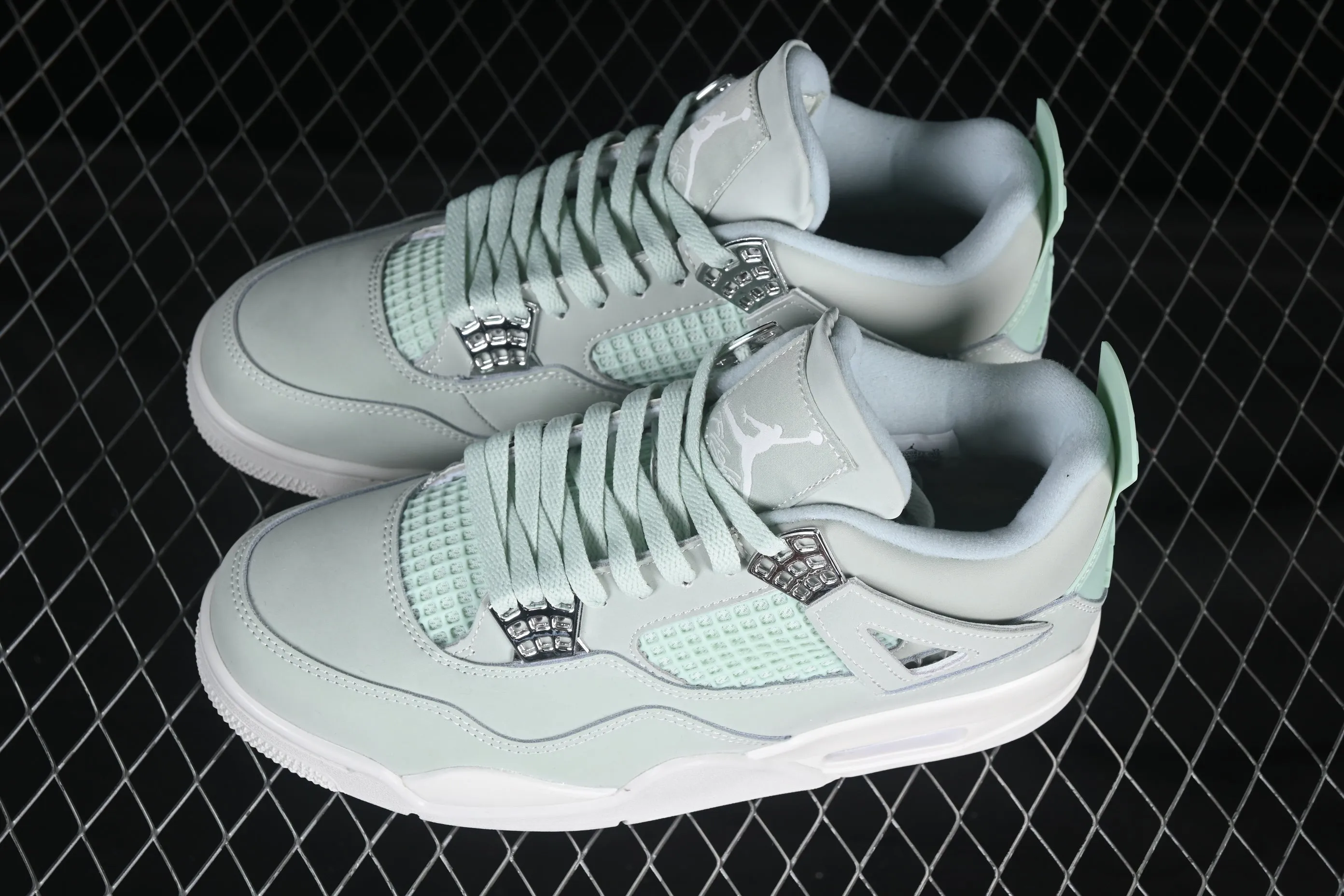 Air Jordan 4 Abundance