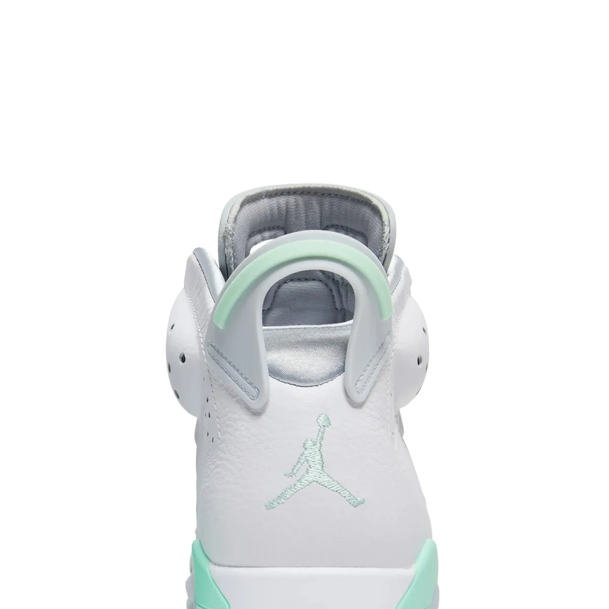 Air Jordan 6 'Mint Foam' (2022)
