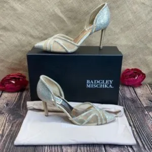 BADGLEY MISCHKA Tan Haze Pointed Toe Pump 7