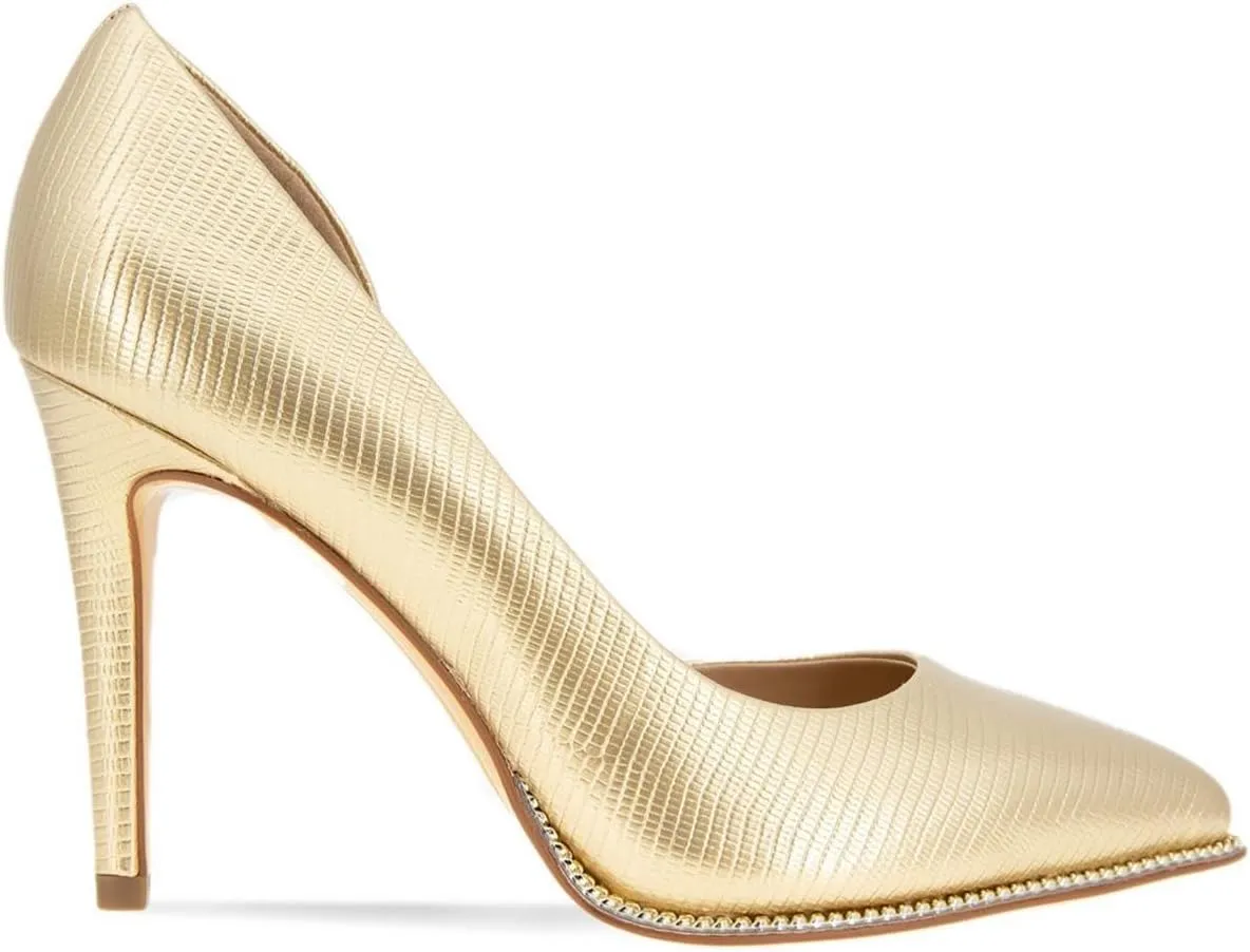 BCBGeneration Women's Harnoy Pump