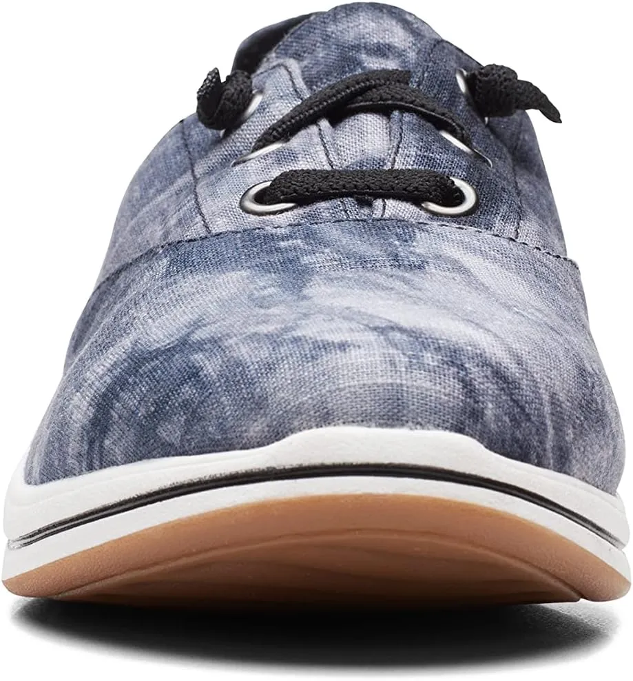 Clarks Women's Breeze Ave Ii Sneaker