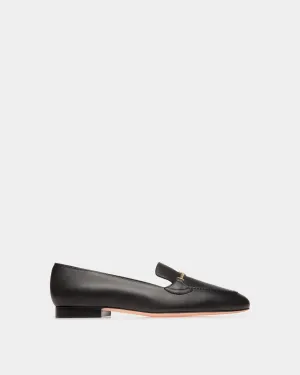 Daily Emblem Loafer in Black Leather