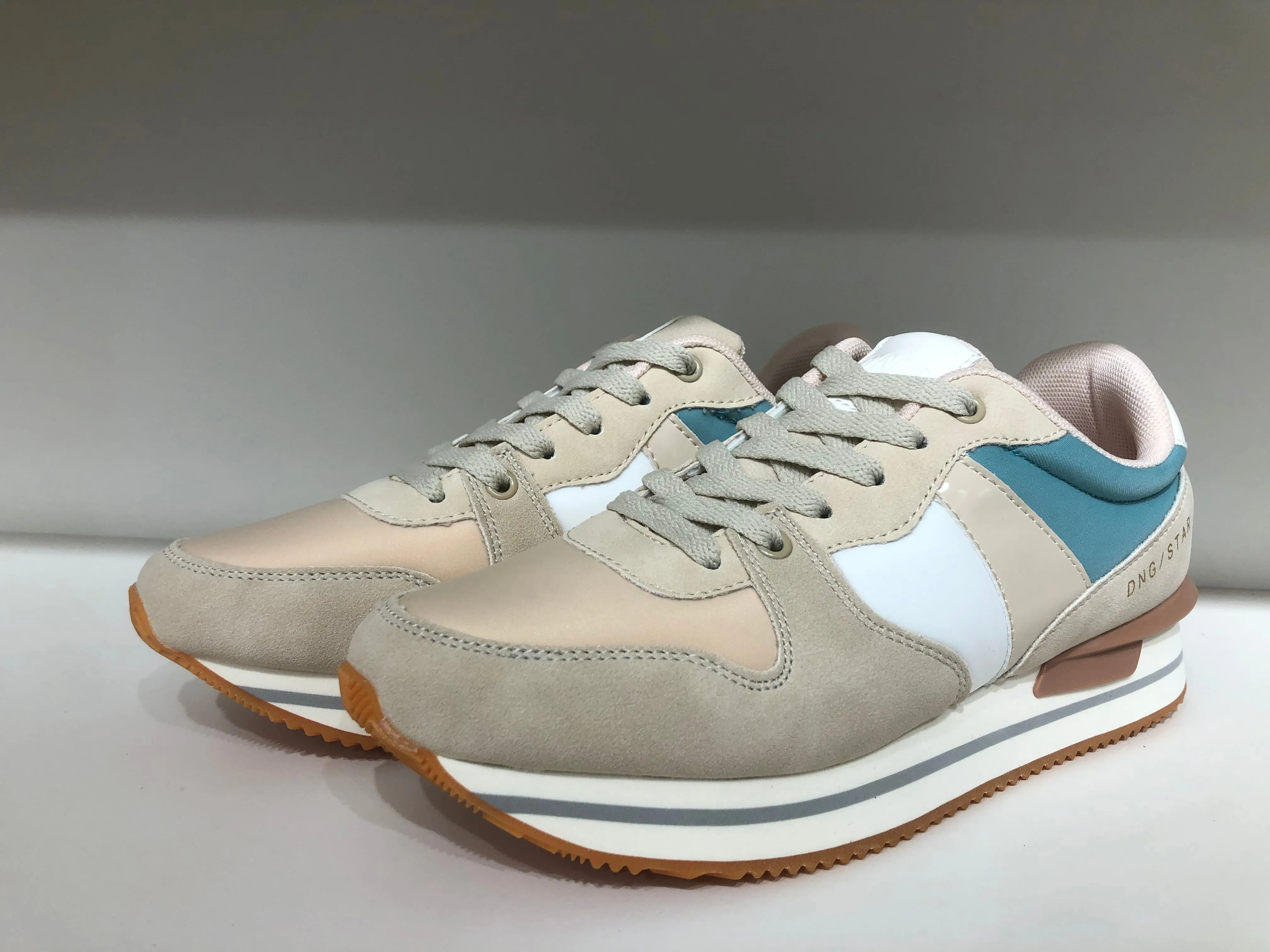 DFT23000 SNEAKER BEIGE