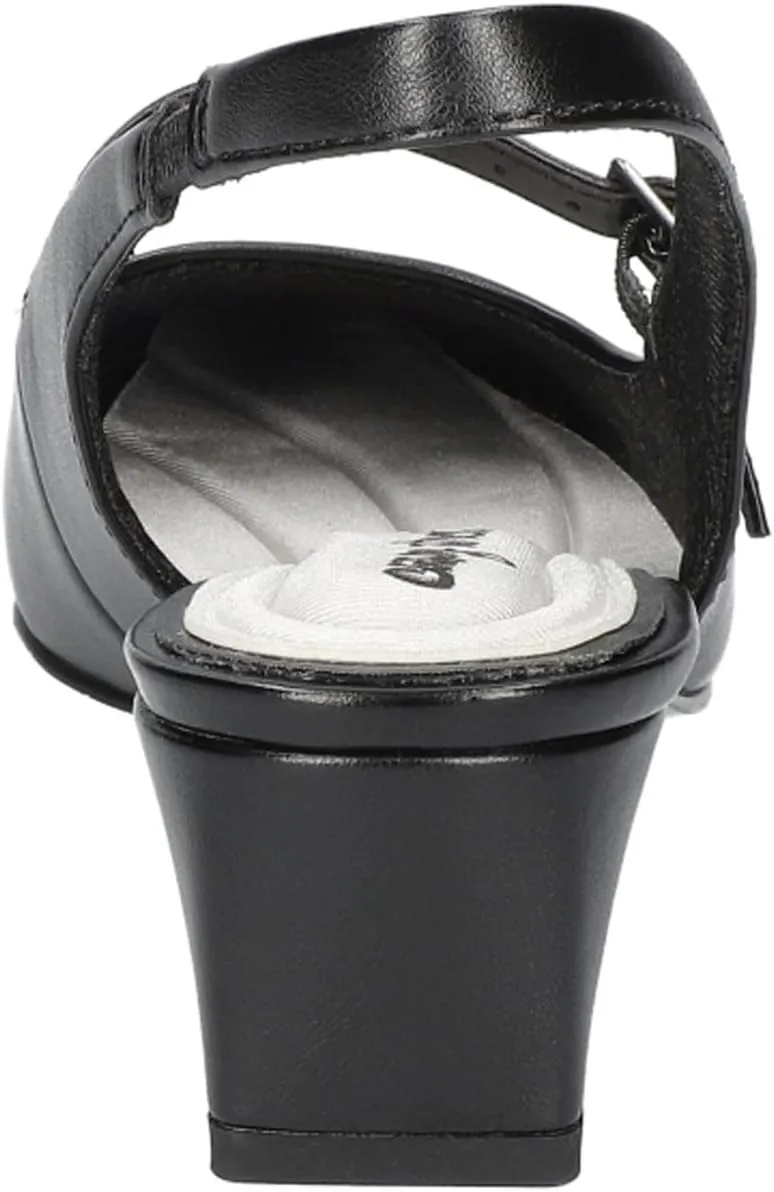 Easy Street Women's Cameo Pump