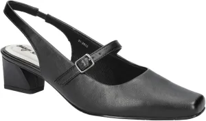 Easy Street Women's Cameo Pump