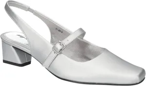 Easy Street Women's Cameo Pump
