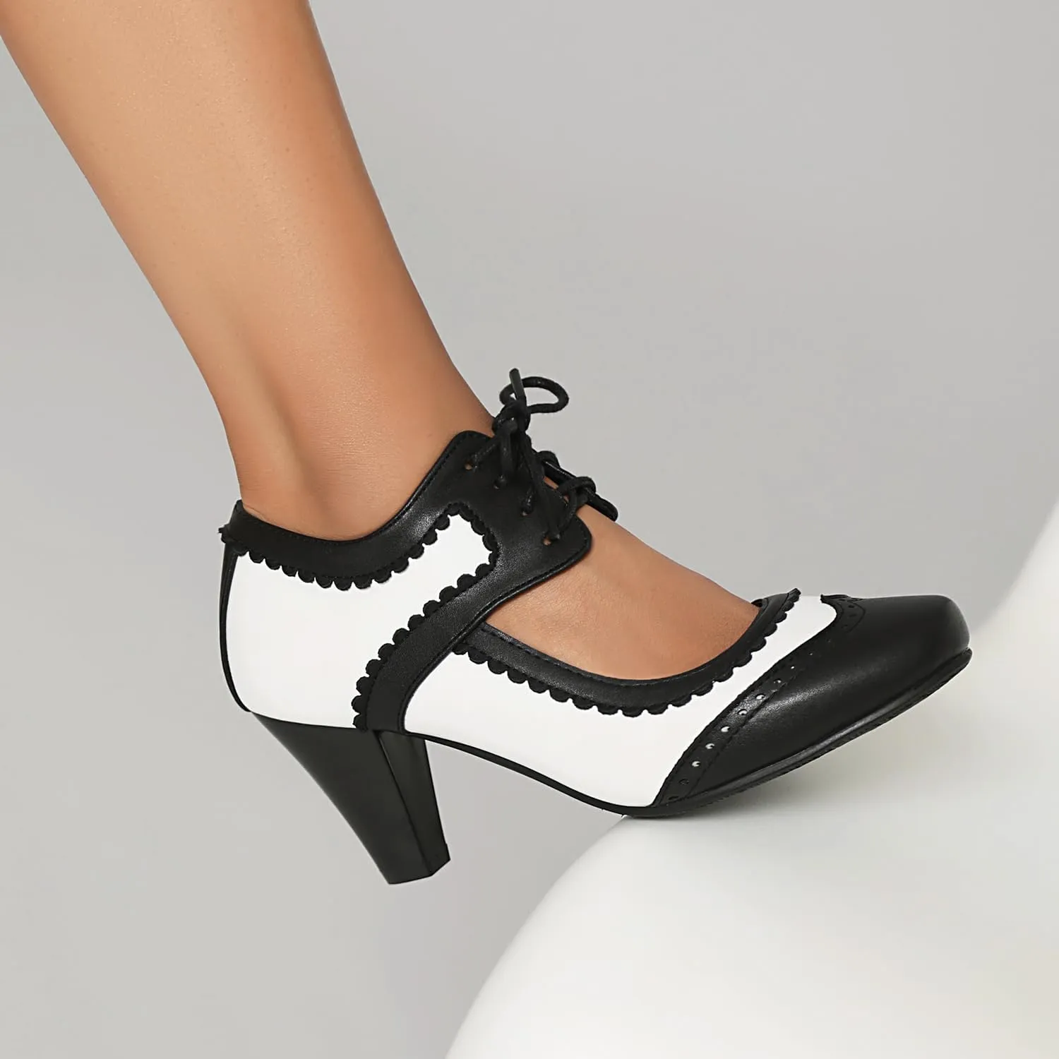 Elerhythm Women's Mary Jane Lace Up Closed Round Toe Vintage Heels Gatsby 1950s Pumps 1920s Victorian 1940s Retro Shoes