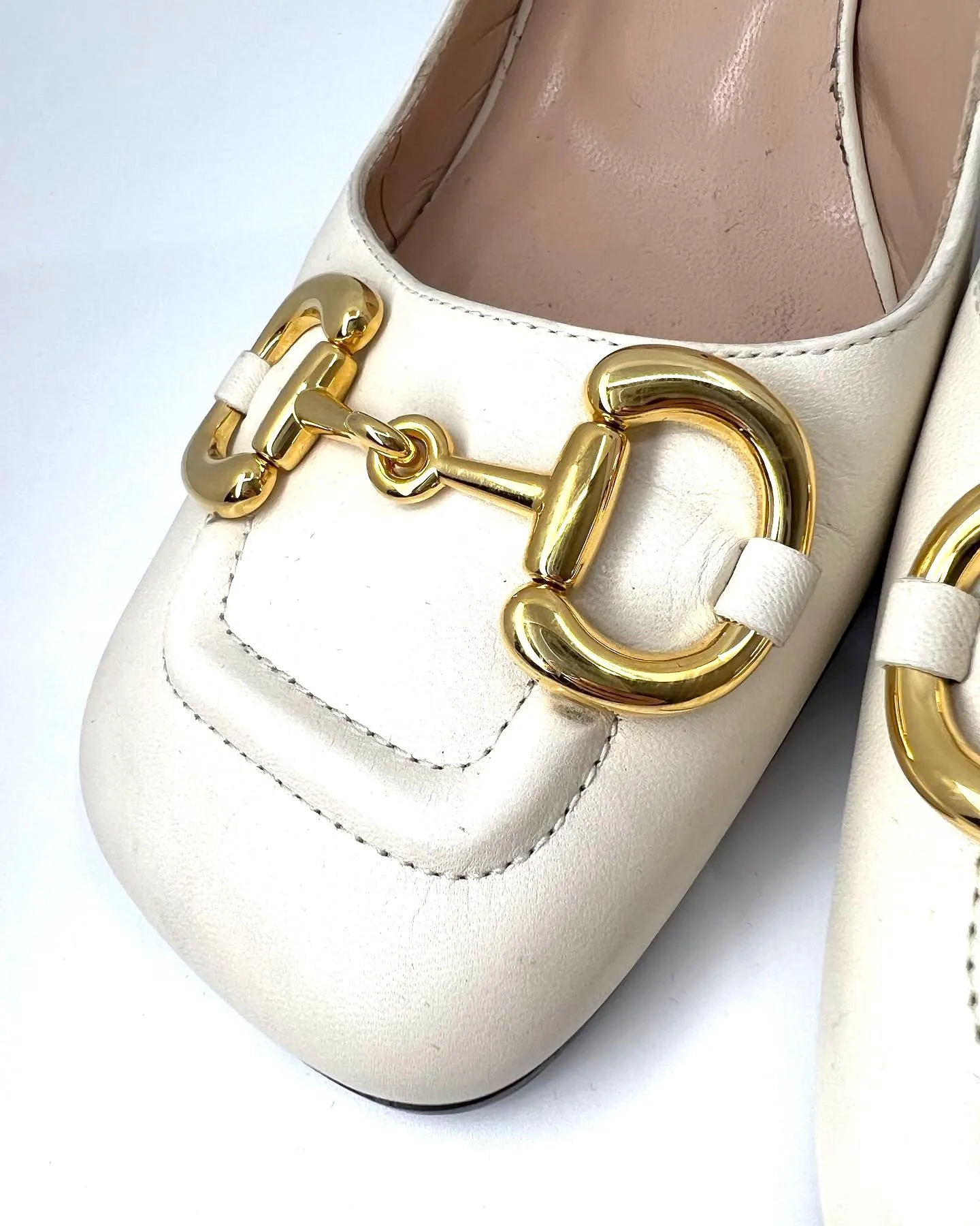 GUCCI MID-HEEL HORSBIT SLINGBACK PUMPS