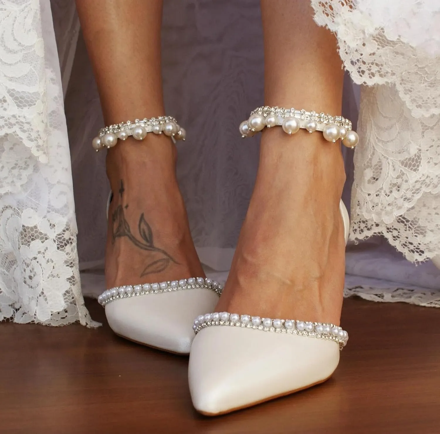 Hyinlays Women's Chunky Block Heels Open Toe Pump Heels with Pearls Ankle Strap Wedding Sandals Evening Party Dress Shoes
