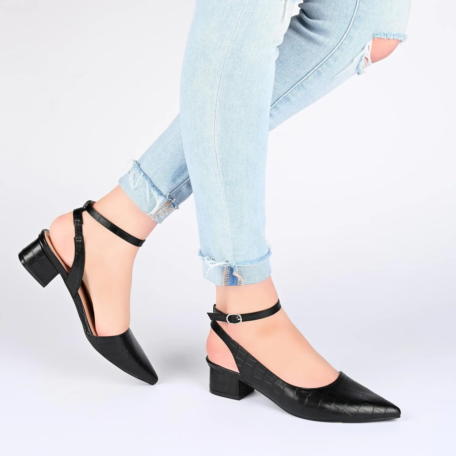 Journee Collection Women's Keefa Pump