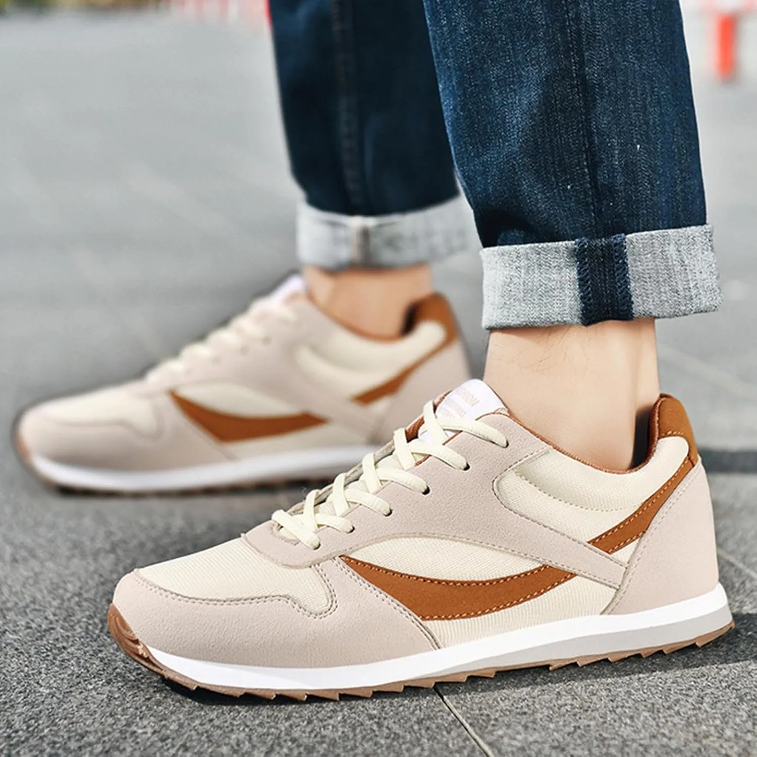 Lightweight Shoes Fashion Lady Flying Woven Breathable Wear Cushion Sneakers