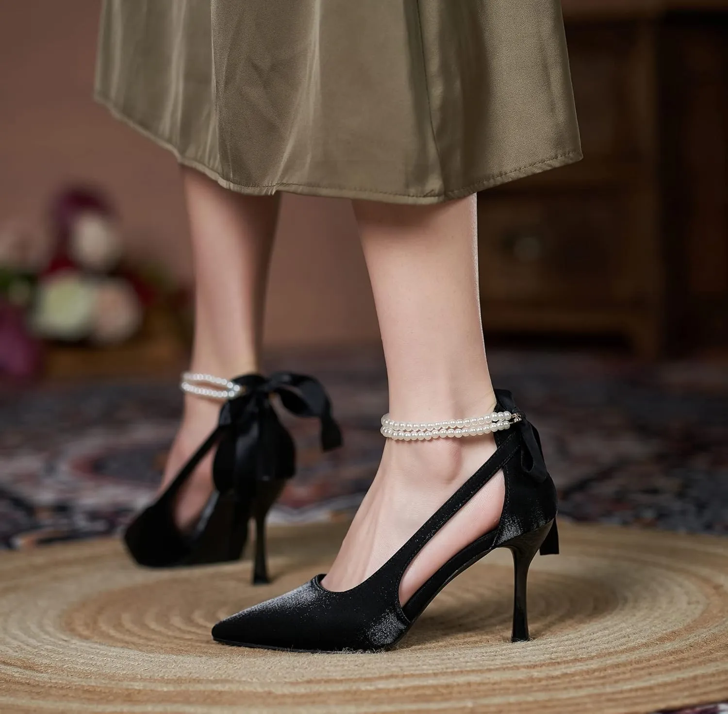 LizFoYa Women Satin Wedding High Heels Pointed Toe Bridal Pumps Heels Pearls Decorated Ribbon Sexy Heels