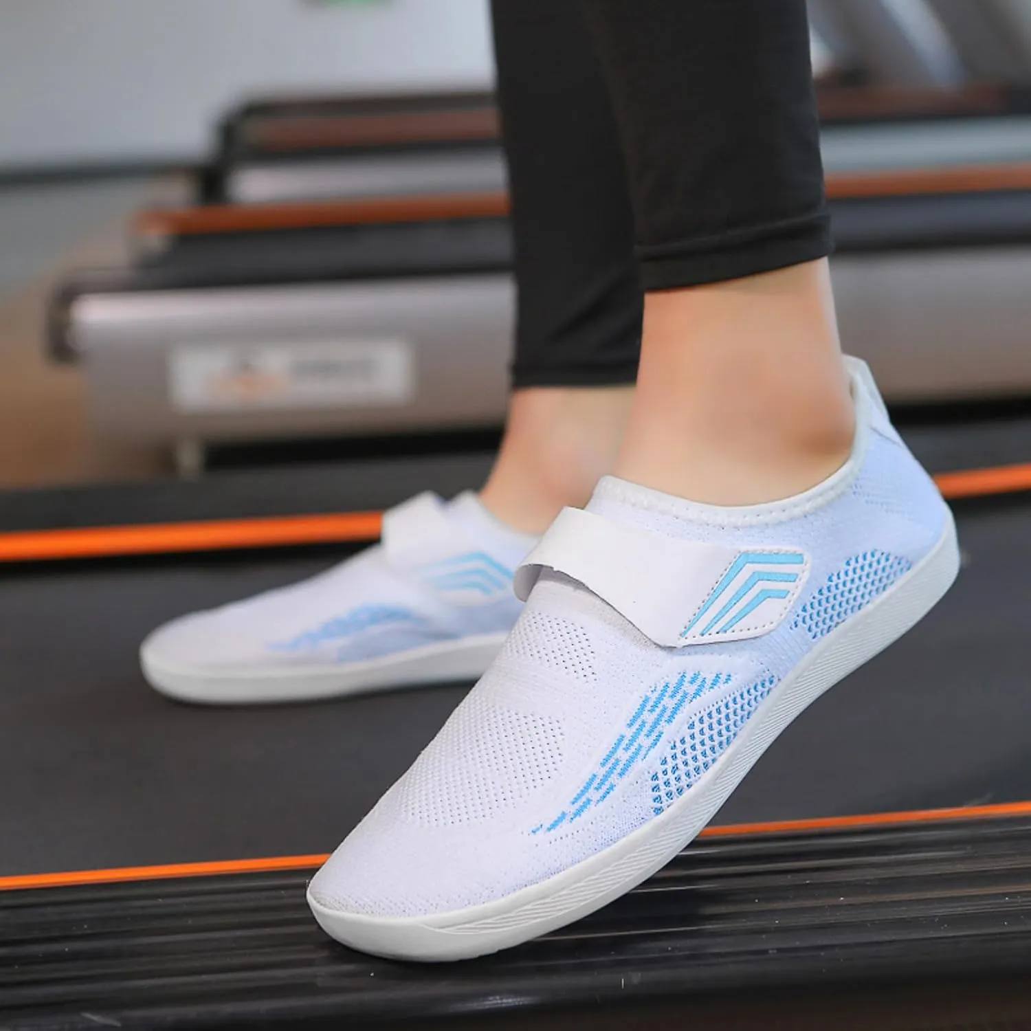 Men Sports Shoes Fashionable New Pattern Color Matching Couple Style Flat Bottomed Comfortable Mens Air 1 Low Sneaker Water S