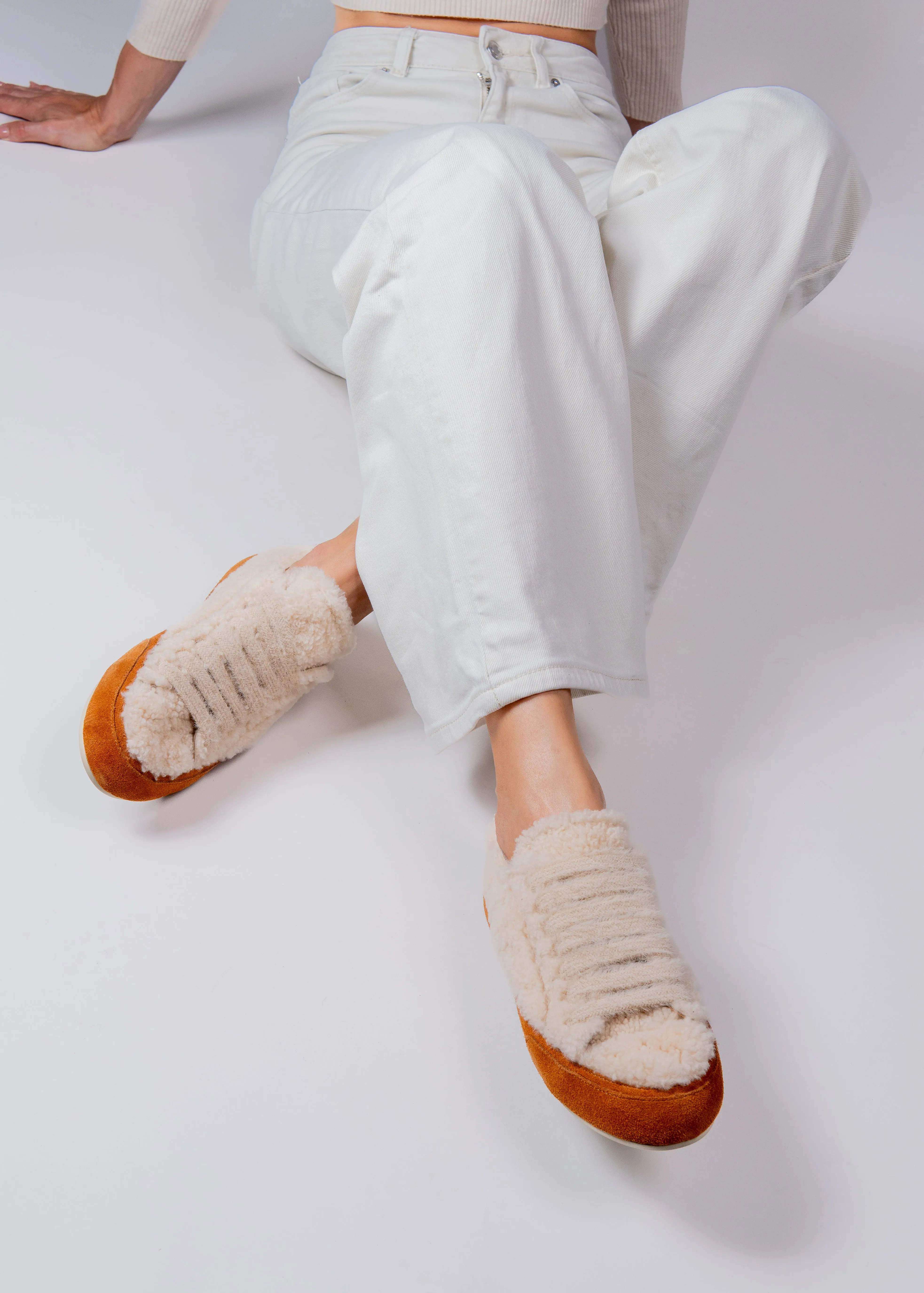 NAXSOS - SNEAKER BURRO IN SHERLING