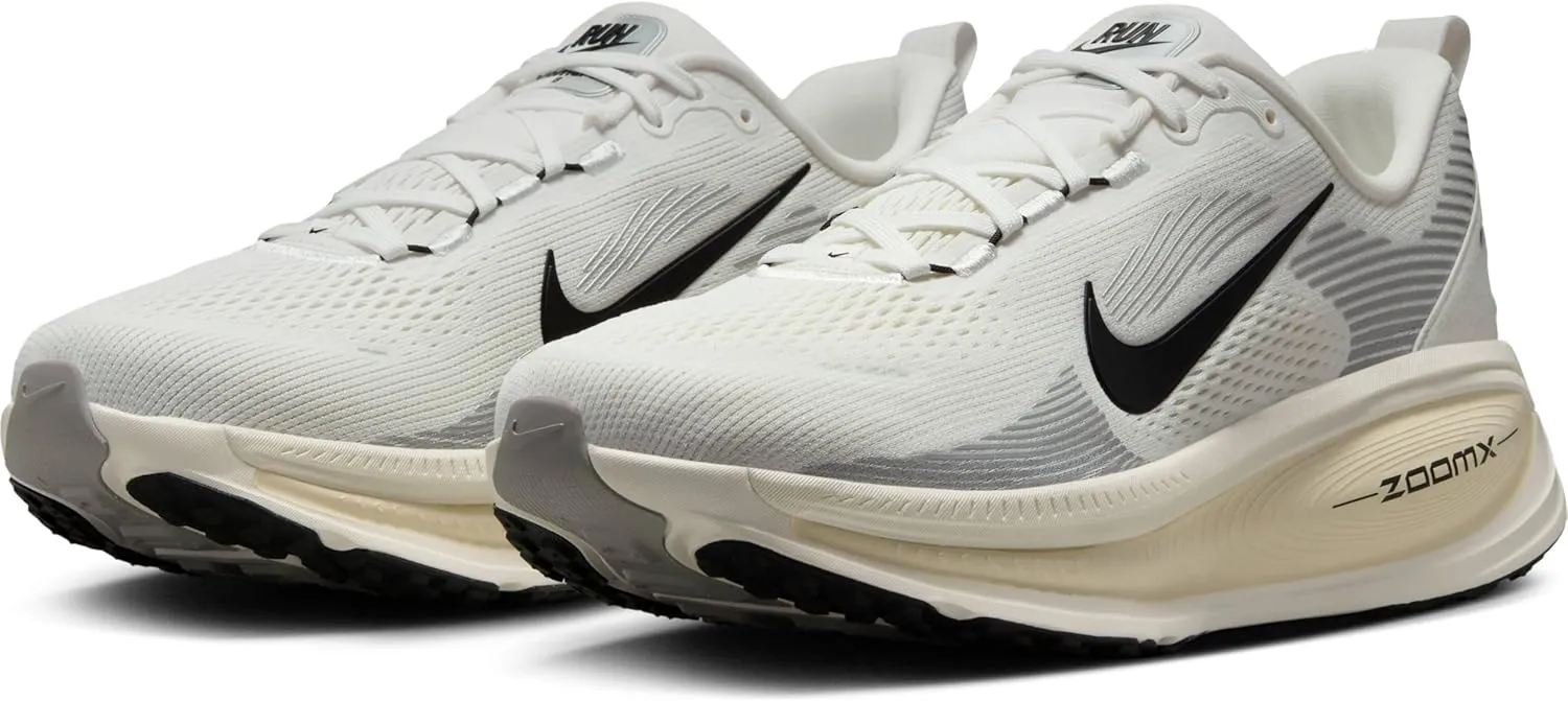 NIKE Men's Sneaker