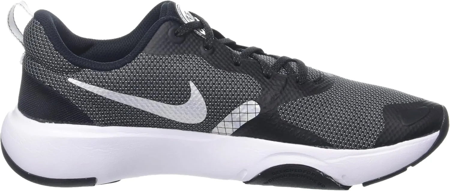 NIKE Women's Sneaker