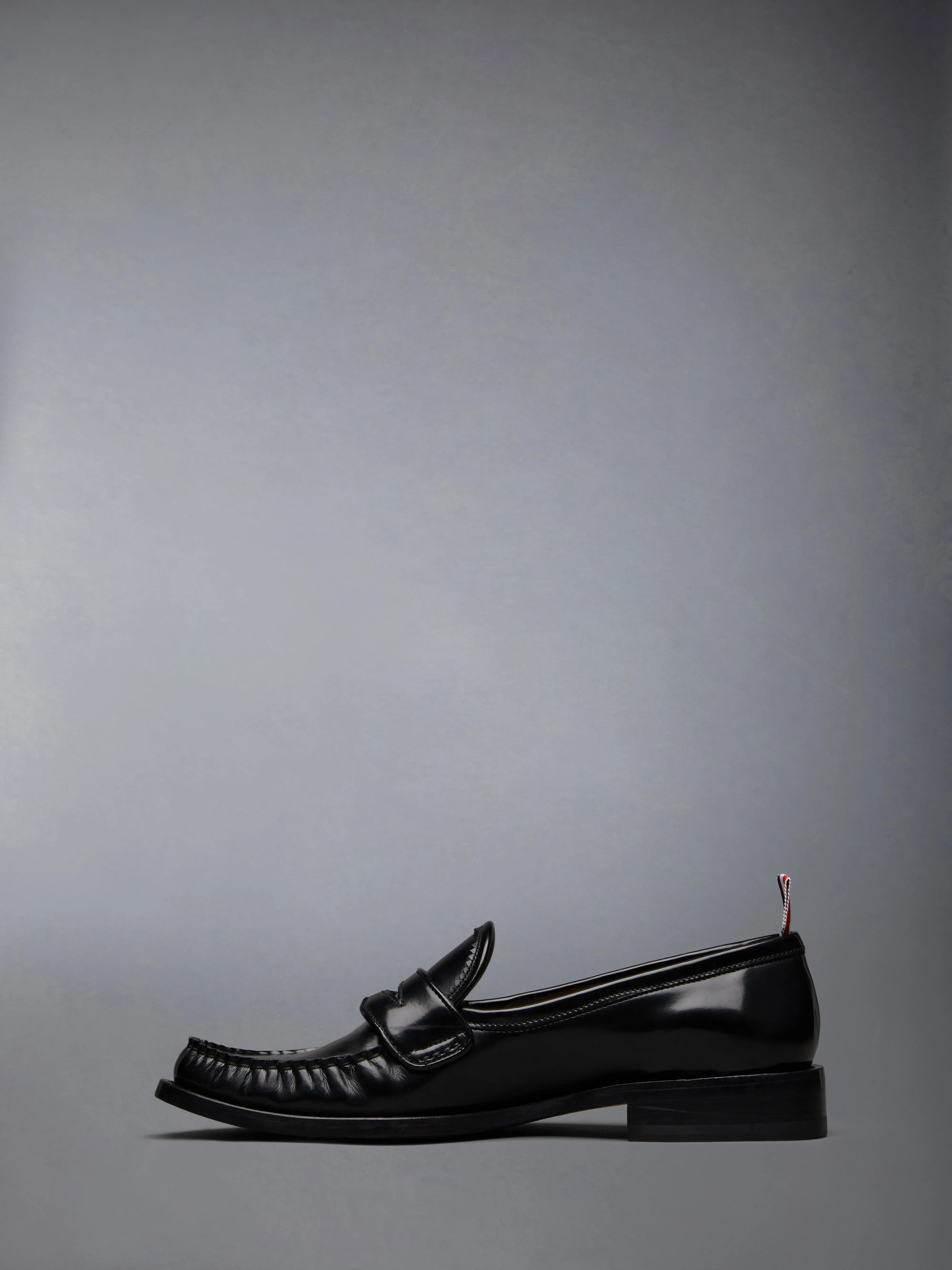 SPAZZOLATO PLEATED VARSITY LOAFER