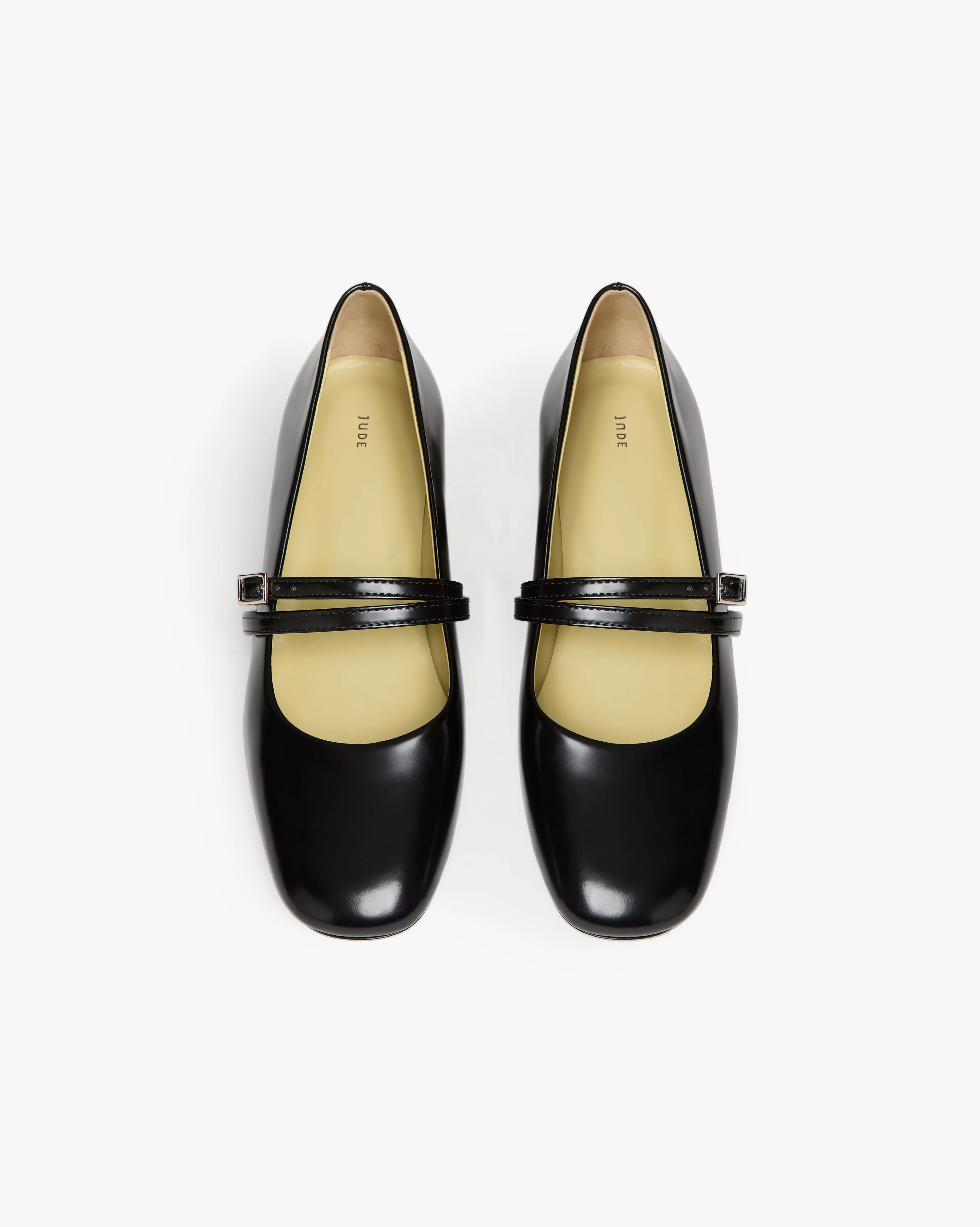Stem Pump in Black Brushed Leather