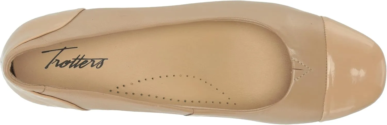 Trotters Women's Daisy Pump