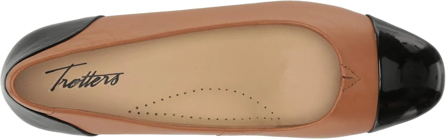 Trotters Women's Daisy Pump
