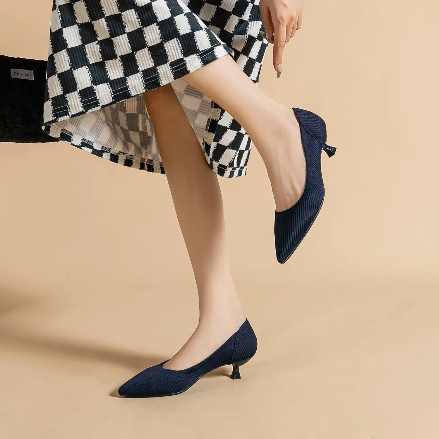 WENJIAZHIZHI Women's Pointy Toe Kitten Heels Classic Knit Pumps for Office Lady Comfortable Wedding Shoes Formal Dress Slip-ons