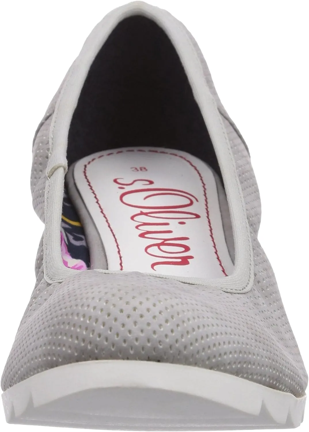 Women's Closed-Toe Pumps