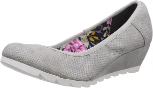Women's Closed-Toe Pumps