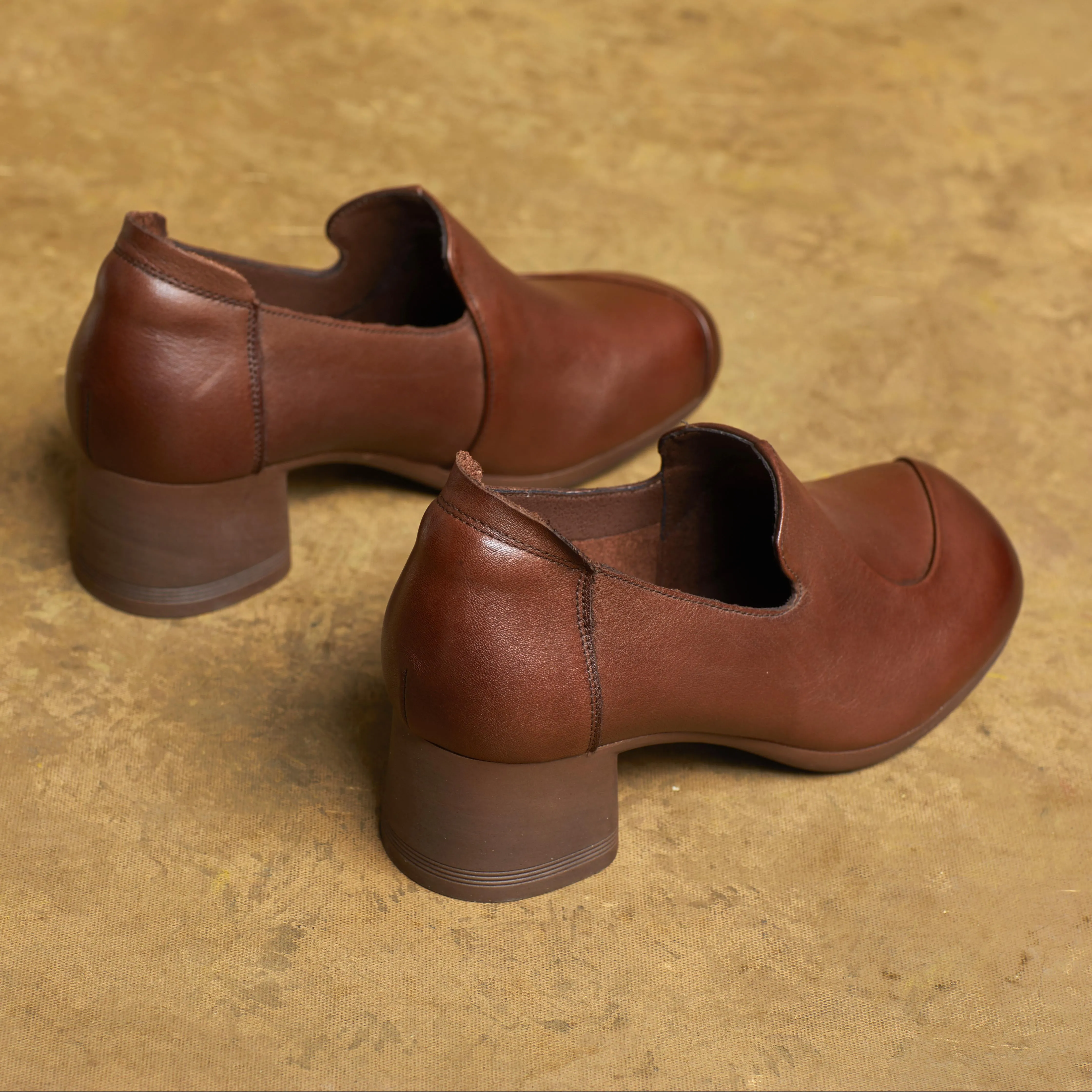 Women's Handmade Leather Vintage Block Heel Mid Heel Pump