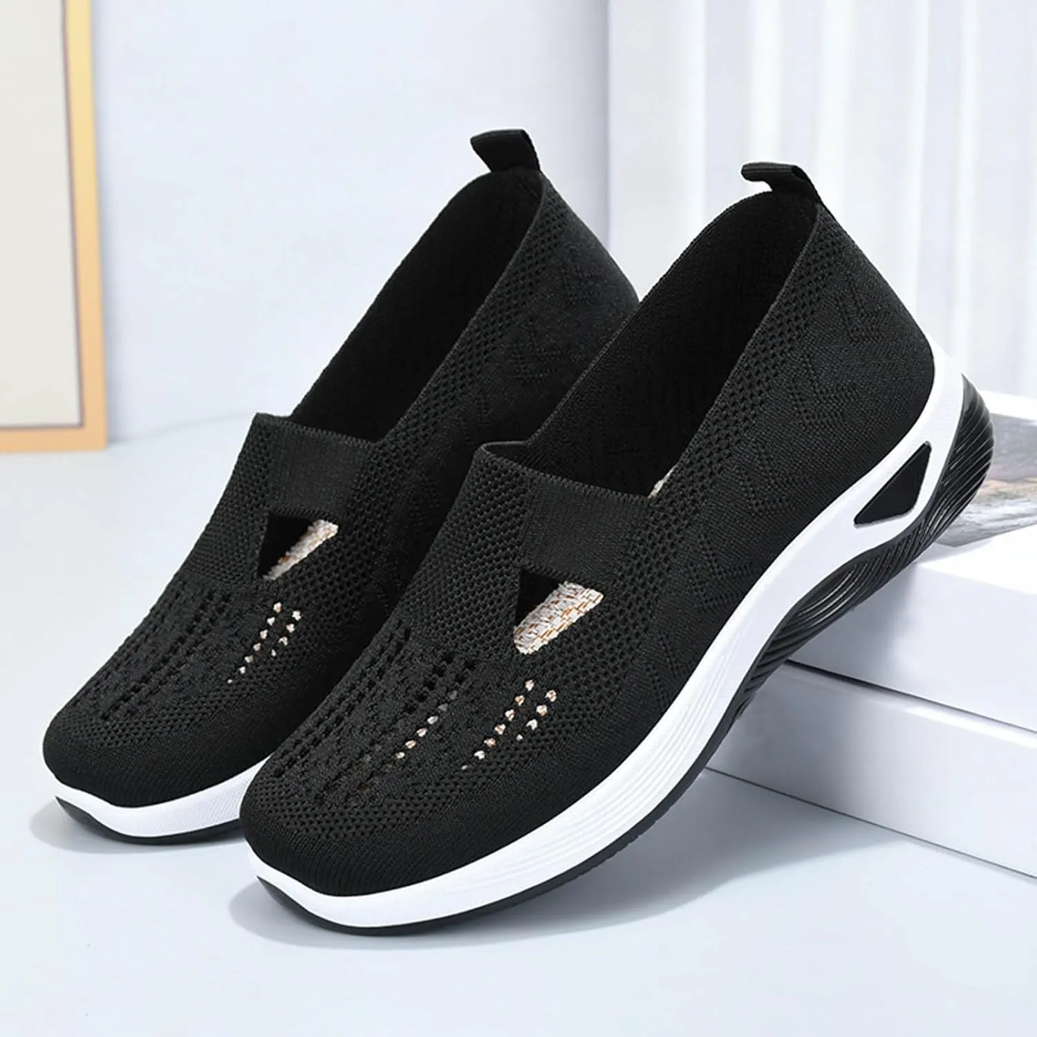 Womens Slip On Sneakers Casual Comfortable Walking Shoes Lightweight Canvas Flats Breathable Mesh Non Slip Loafers
