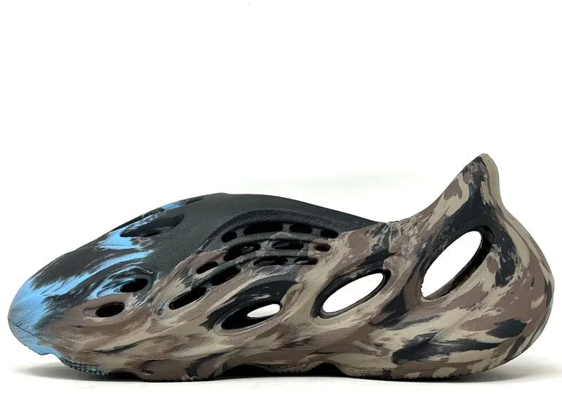 YEEZY FOAM RNR MX CINDER